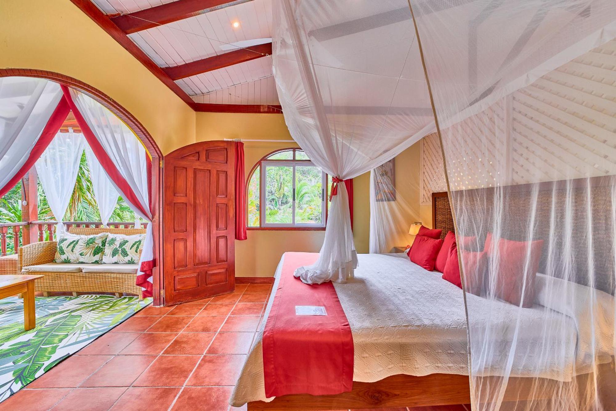 Hotel El Encanto Cahuita Bagian luar foto